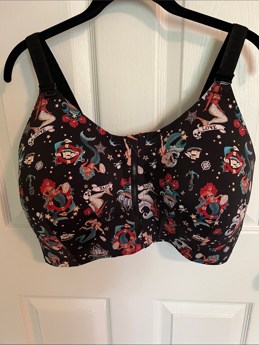 torrid Black Mermaid Print Front-Zip Bra with Teal & Red Accents